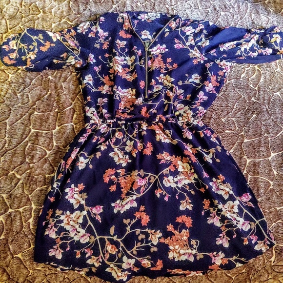 Navy blue, with flower details dress - Picture 1 of 1
